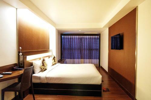 Hotel Clover Suites Royal Lake