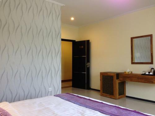 Hotel 9 Mile