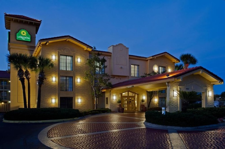 Hotel La Quinta Inn Airport West