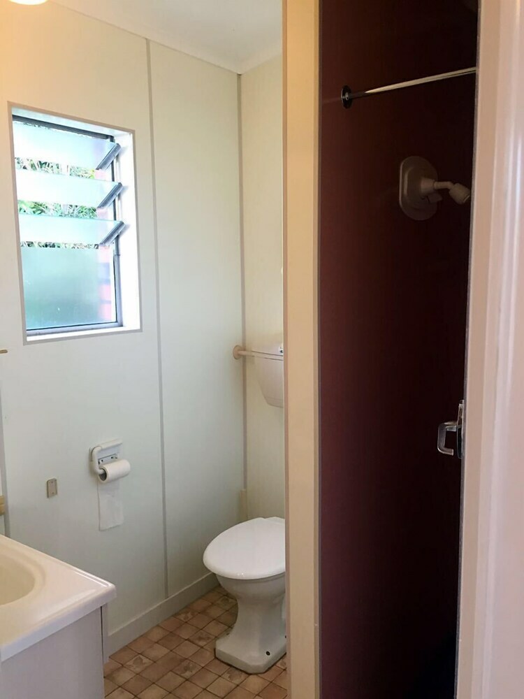 Greenlane Motor Inn