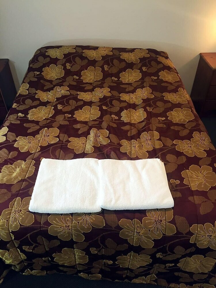 Greenlane Motor Inn