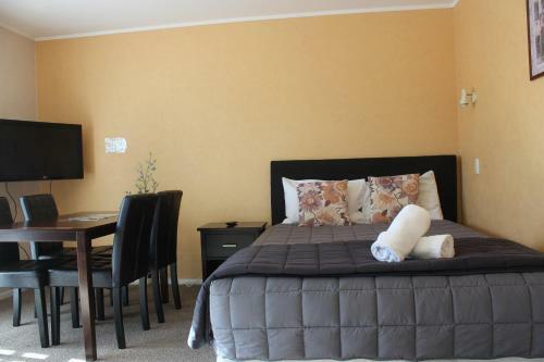 Malones Spa Motel