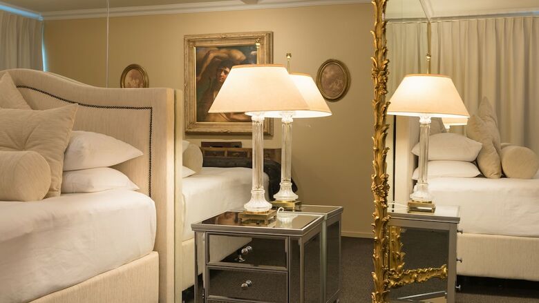 Moon Shadow Luxury B&B