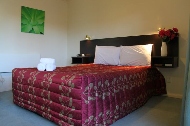 Alcala Motor Lodge