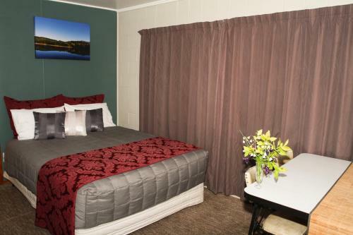 Ranfurly Motels