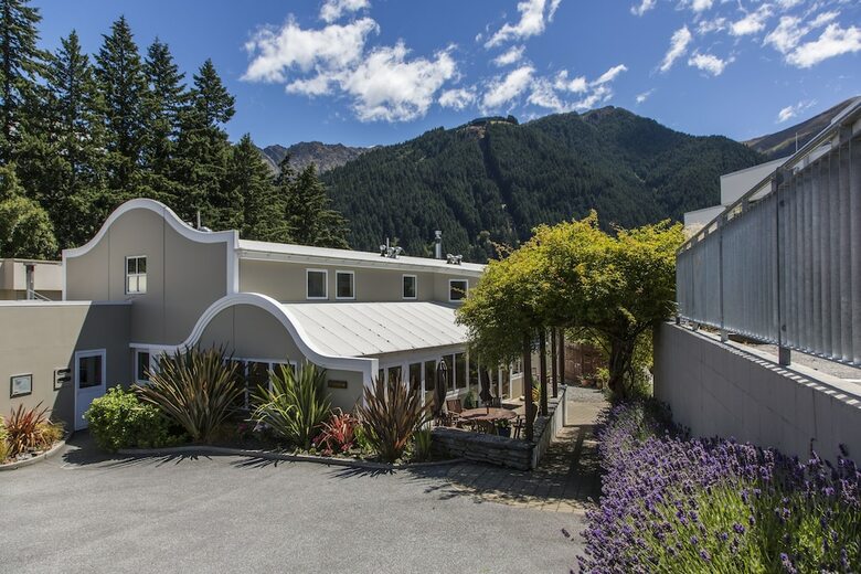 Central Ridge Boutique Hotel