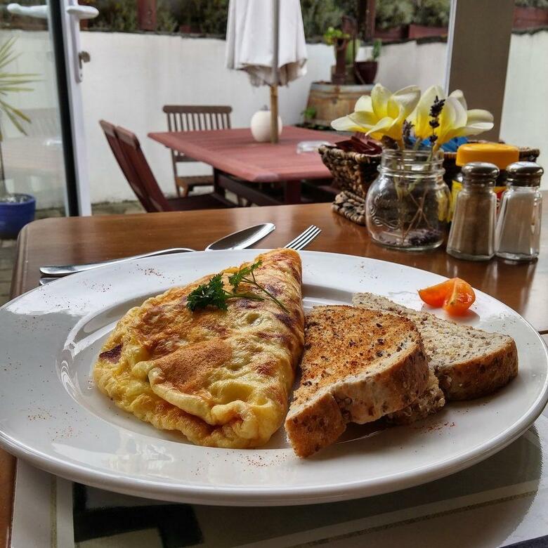 Central Ridge Boutique Hotel