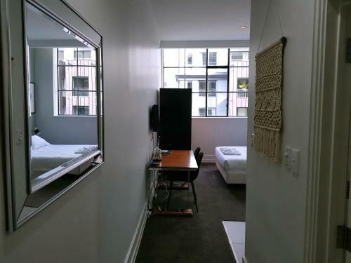 Modern Inner City Studio Apartment