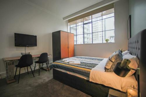 Modern Inner City Studio Apartment