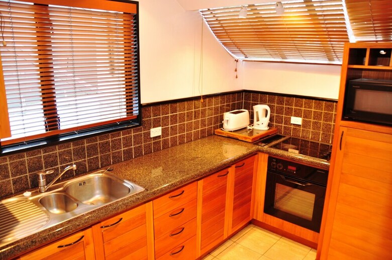 Aparthotel St James Apartments