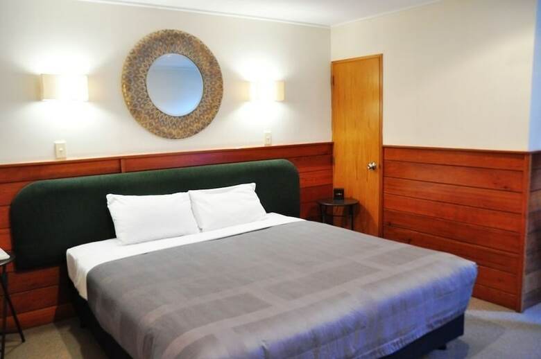 Aparthotel St James Apartments