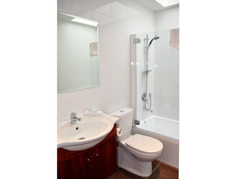Aparthotel St James Apartments