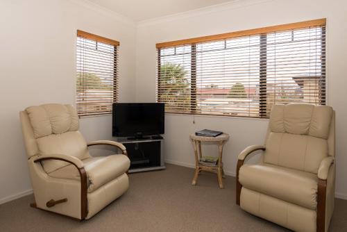 East West Studio Apartments
