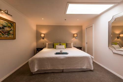 Fino Hotel & Suites