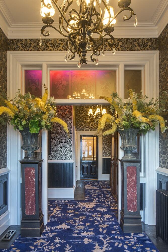 Hotel Hulbert House