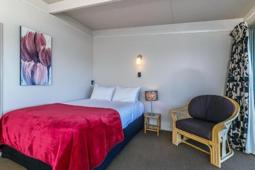 Motel Twin Peaks Lakeside Inn