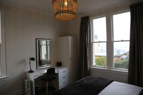 Aparthotel Apartments At St Clair