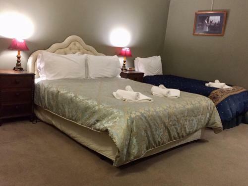 Albatross Inn Bed & Breakfast