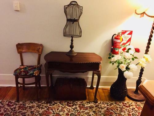 Albatross Inn Bed & Breakfast