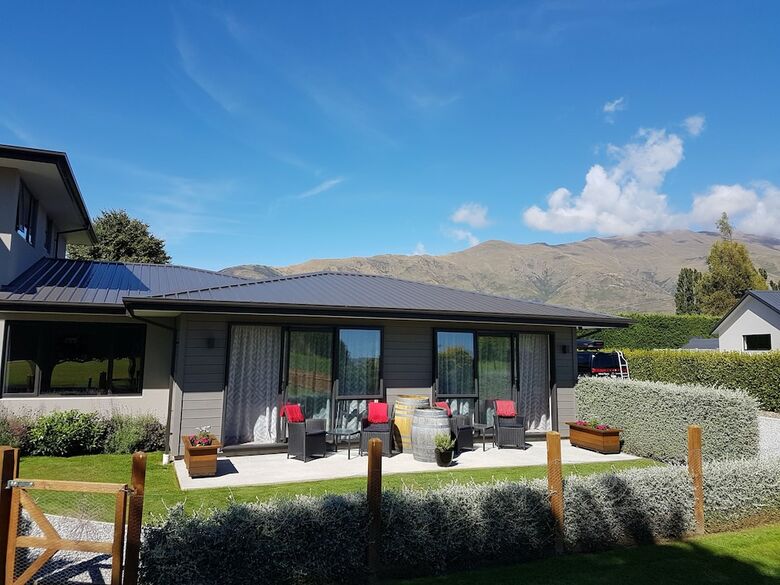 Bed & Breakfast Copper Beech Wanaka - Luxury B & B