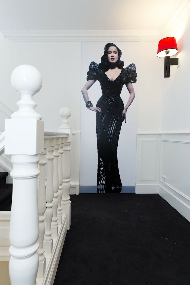 Le Theatre Hotel