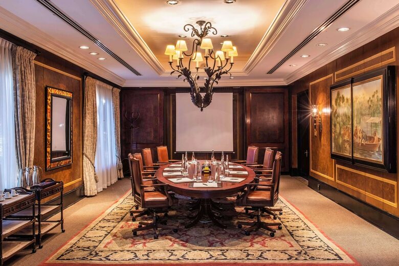 Royal Livingstone Hotel By Anantara