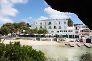 Hotel Xuroy Hostal