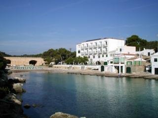 Hotel Xuroy Hostal