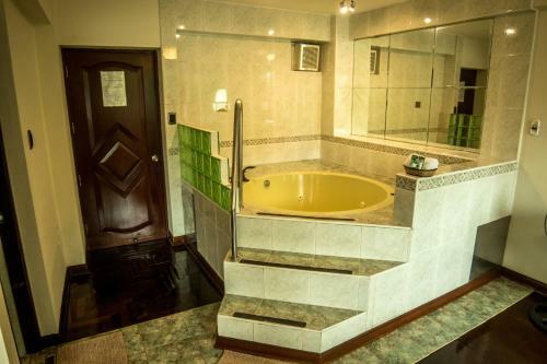 Hotel Lexus