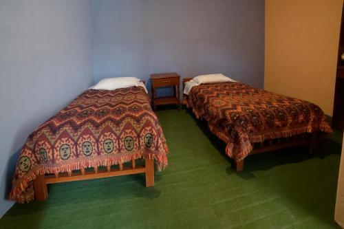 Bed & Breakfast Hostal Suecia 2
