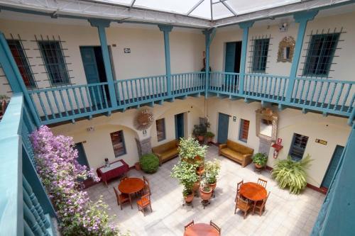 Bed & Breakfast Hostal Suecia 2