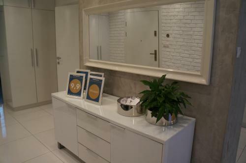 A&j Lux Apartament