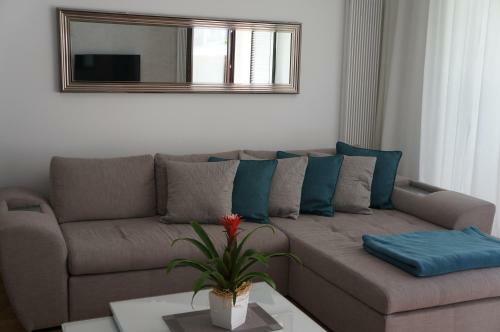 A&j Lux Apartament