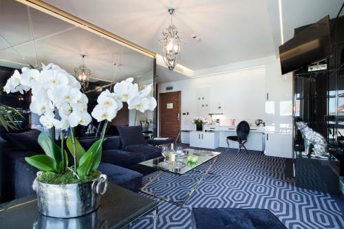 Bayjonn Boutique Hotel