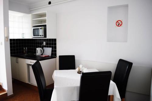 Hostal Agis Pokoje Go?cinne