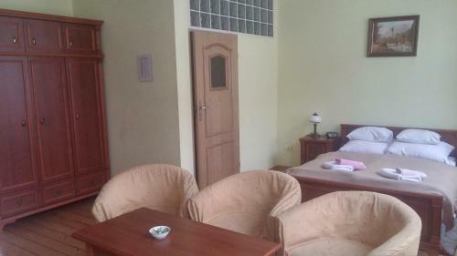 Bed & Breakfast Go?ciniec Chorzowski