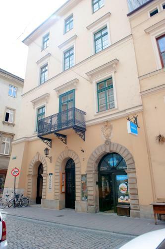 Apartments Roman