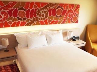 Hotel Lasseters (standard Rm)