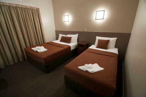 Hotel City Oasis Inn