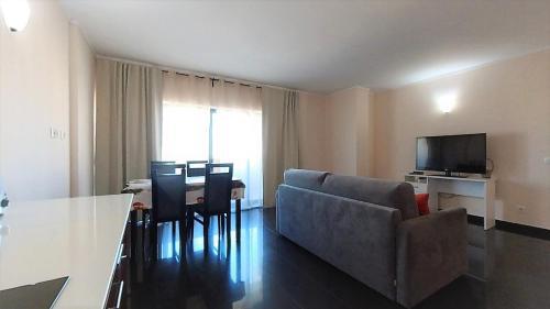 Apartamentos Turisticos Rocha Tower 9