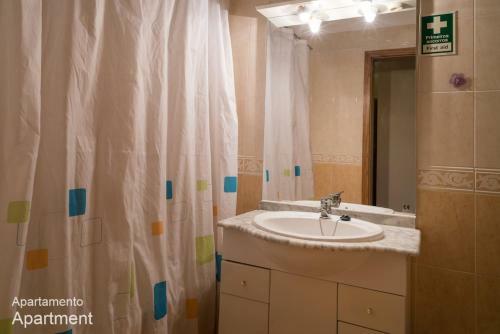 Apartamento Akisol Arma��o Pera Holidays III