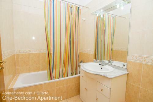 Apartamento Akisol Arma��o Pera Holidays III