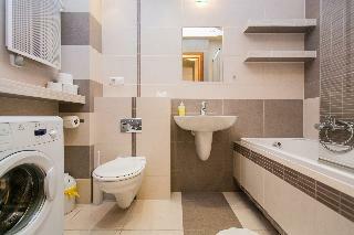 Hamilton Suites-atlantis Apartments