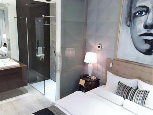 Luxury Apartments Mondrian Old Town