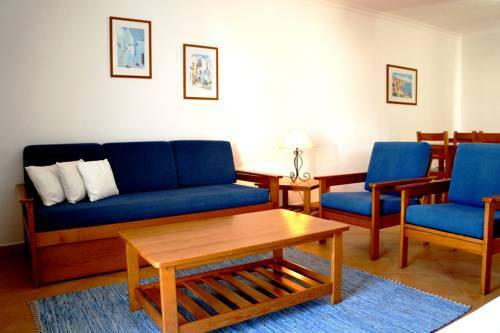 Oasis Beach Apartments