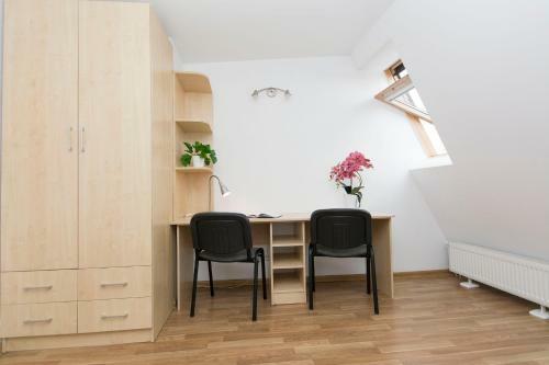Albergue Akademikus Toru?