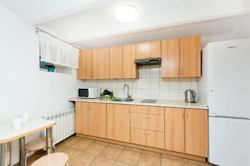 Albergue Akademikus Toru?