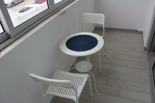 Hostal Residencial Tropic�lia Al