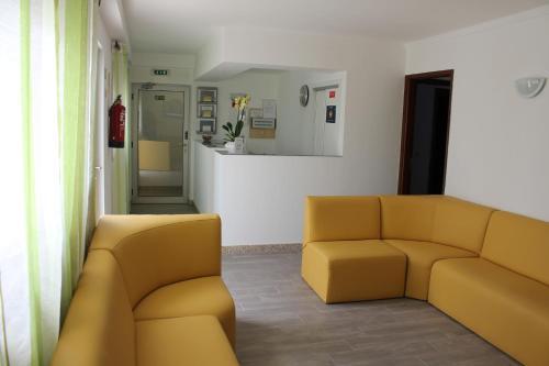 Hostal Residencial Tropic�lia Al