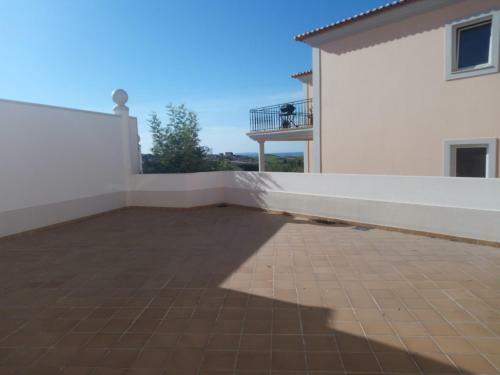 Praia Del Rey Seaview Apartment